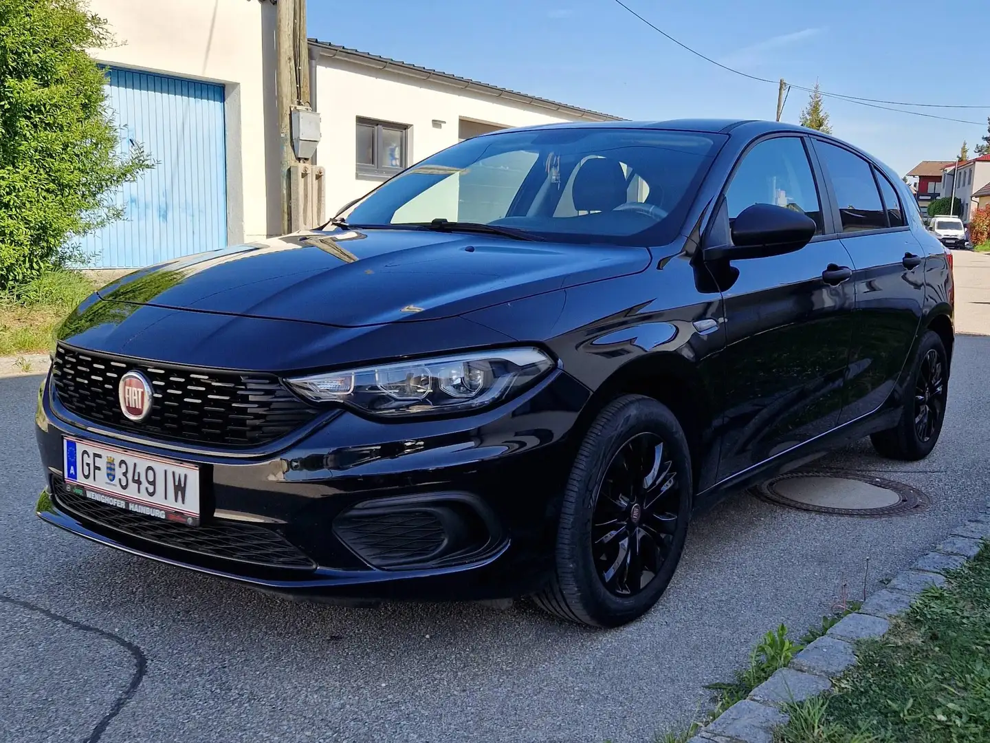 Fiat Tipo Tipo 1,4 16V 95 Street Street Schwarz - 1