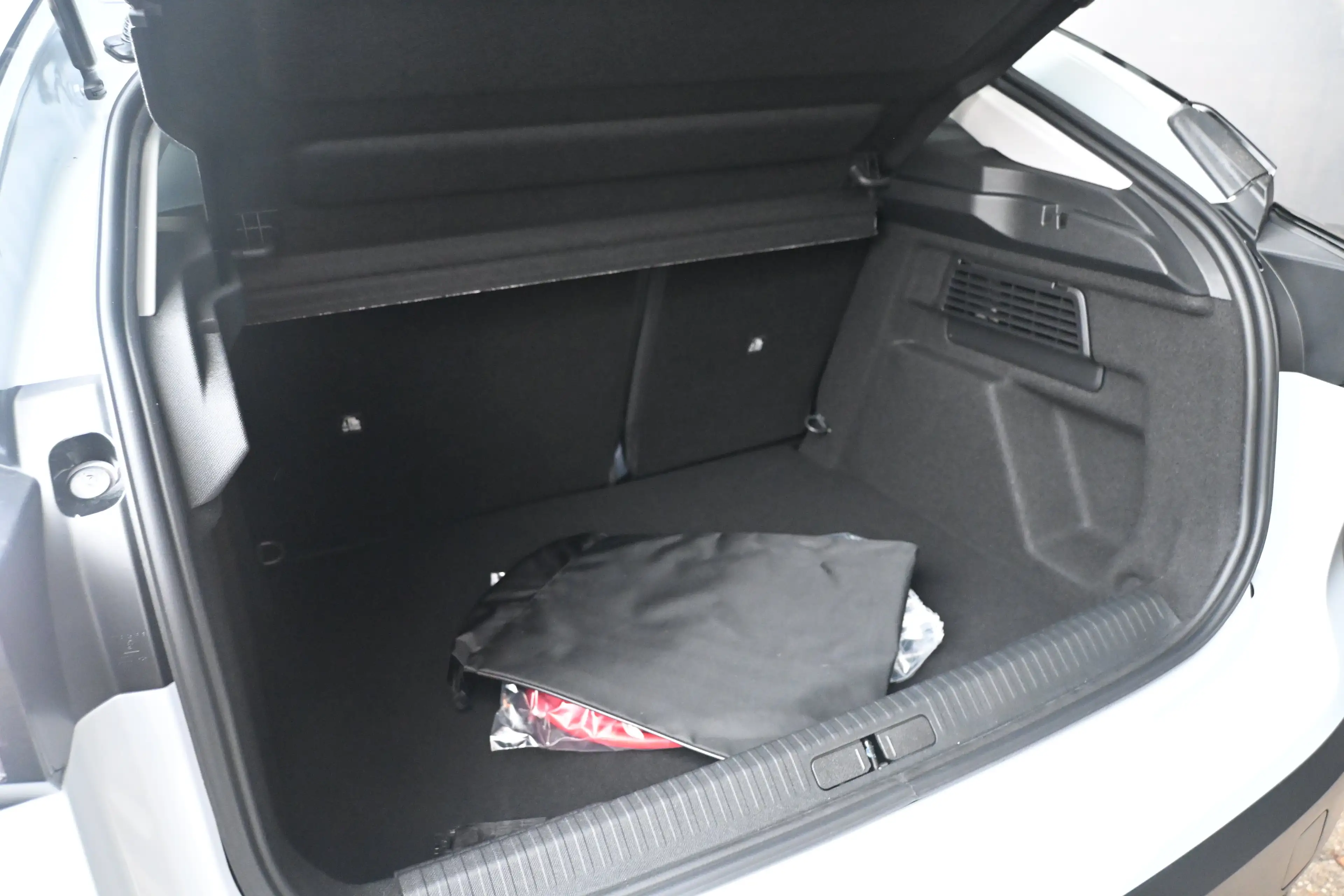 Citroen E-C4 Electric Collection 156pk Extended range 54 kWh | Navigatie — photo 28