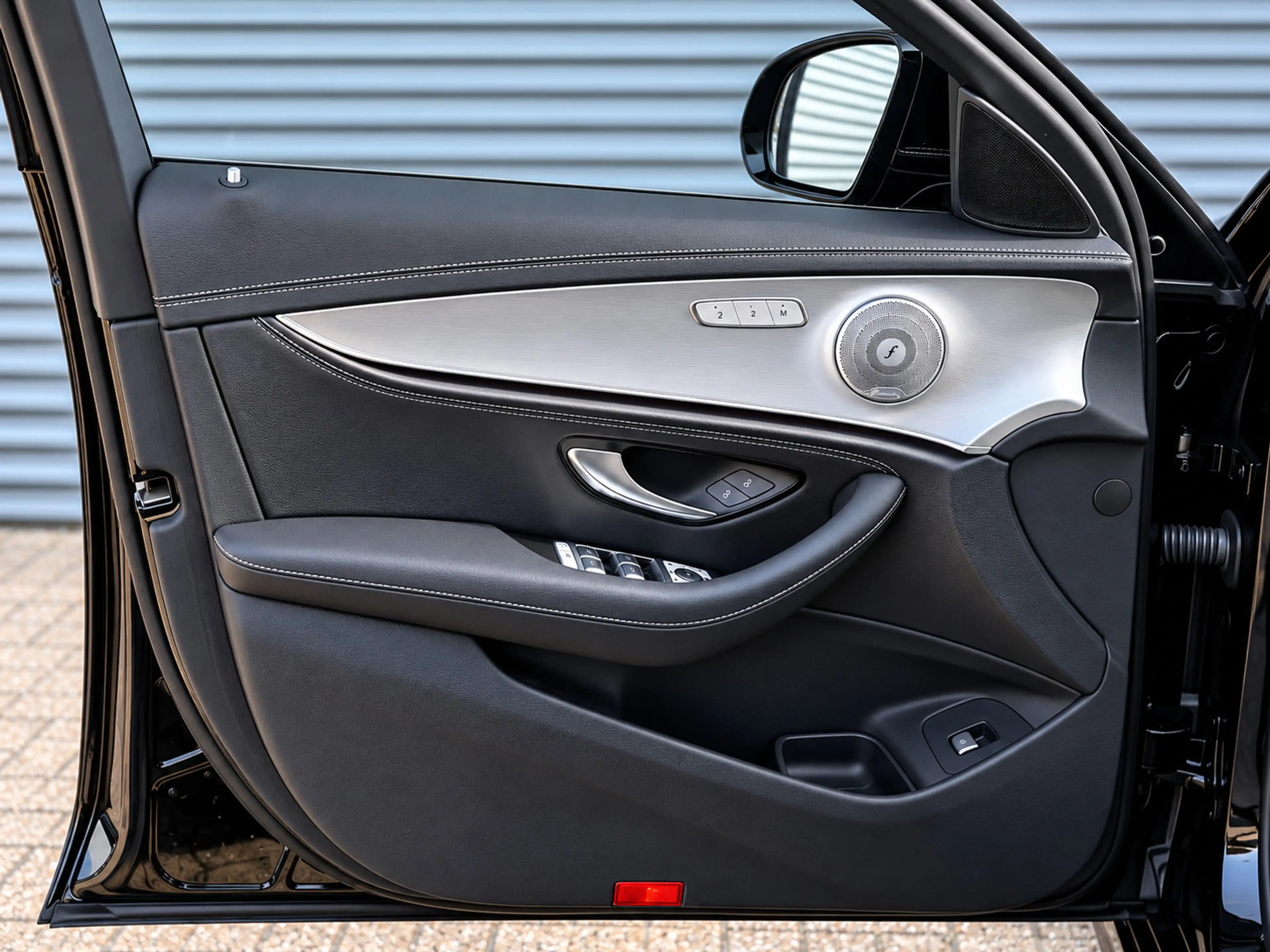 Mercedes-Benz E 350 e Premium Plus AMG | Adaptive Cruise | Steering as — photo 12