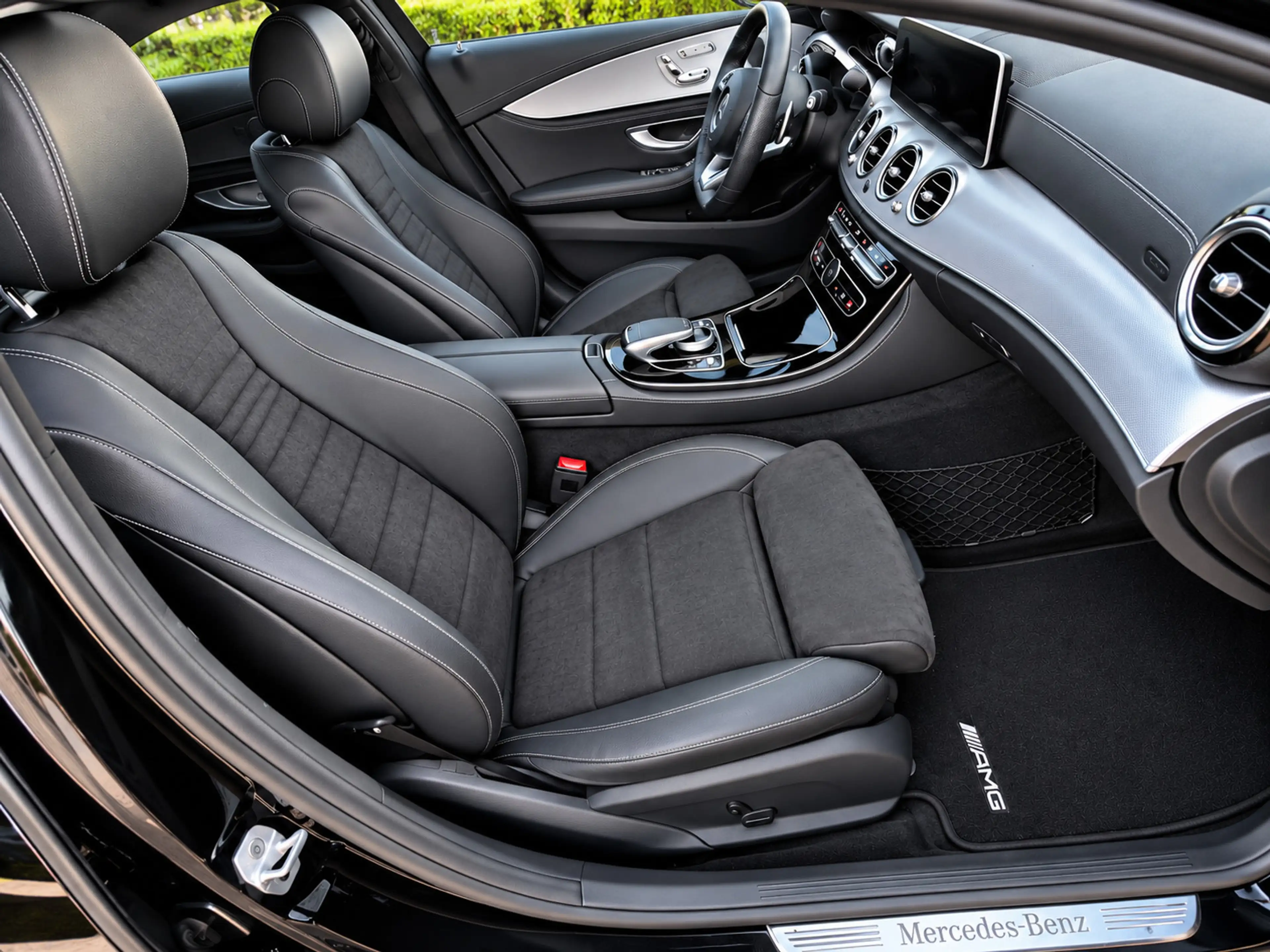 Mercedes-Benz E 350 e Premium Plus AMG | Adaptive Cruise | Steering as — photo 15