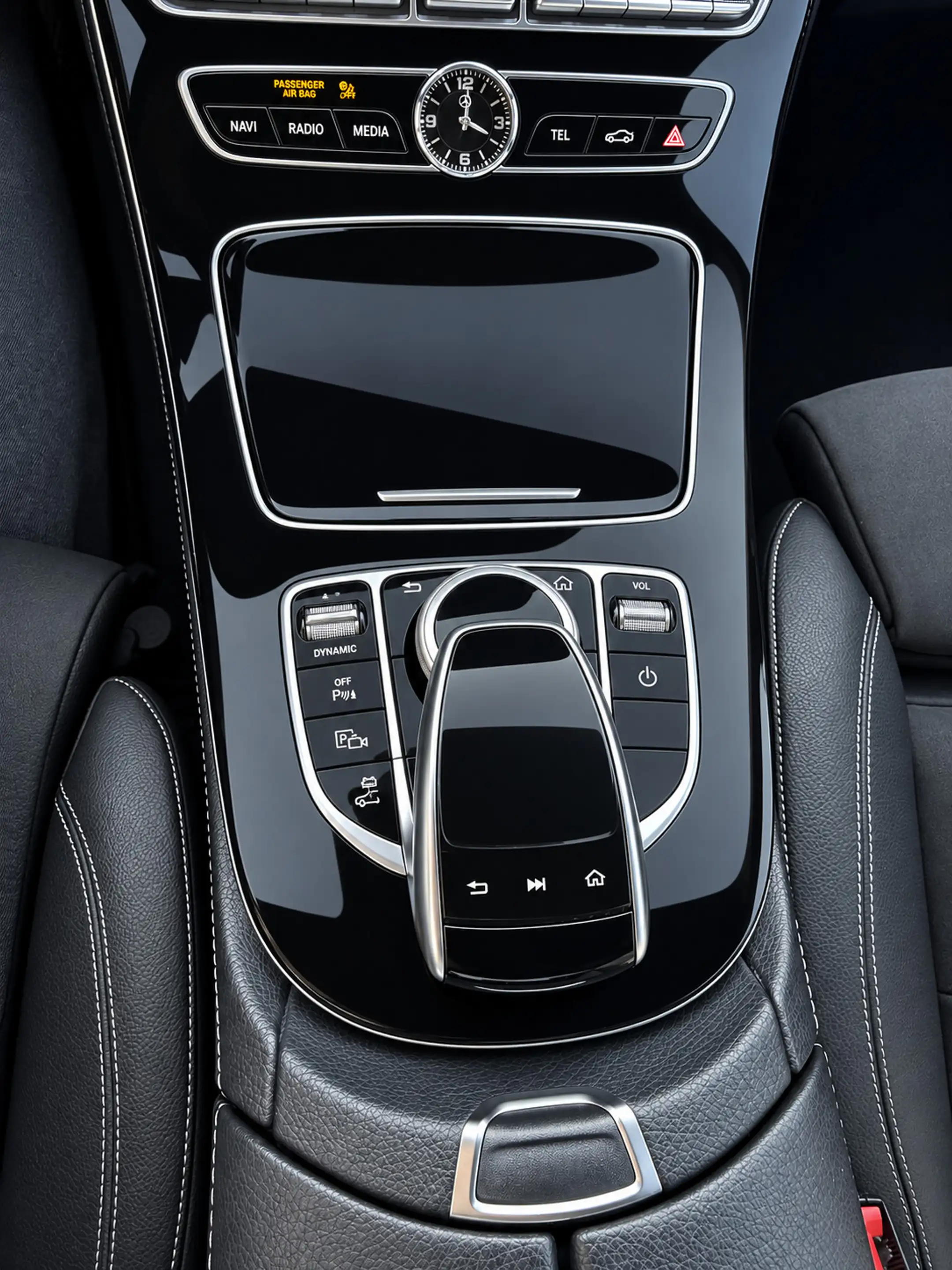 Mercedes-Benz E 350 e Premium Plus AMG | Adaptive Cruise | Steering as — photo 7