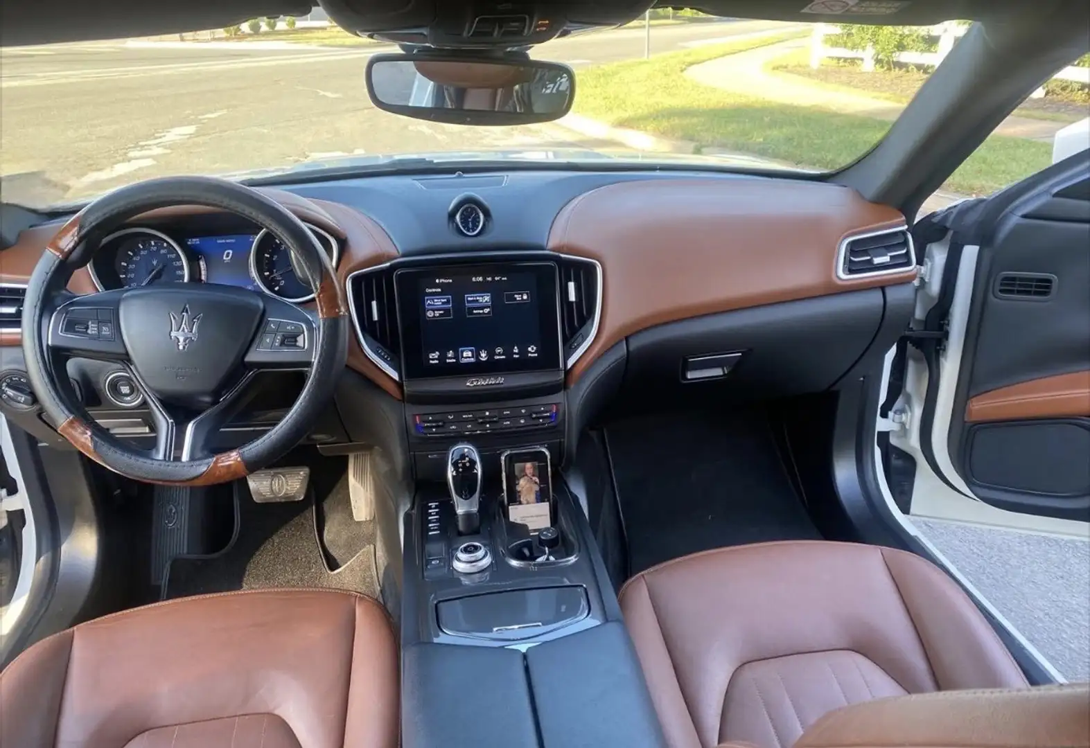 Maserati Ghibli V6 3.0 Navi, Automatik, Leder, Kamera Weiß - 2