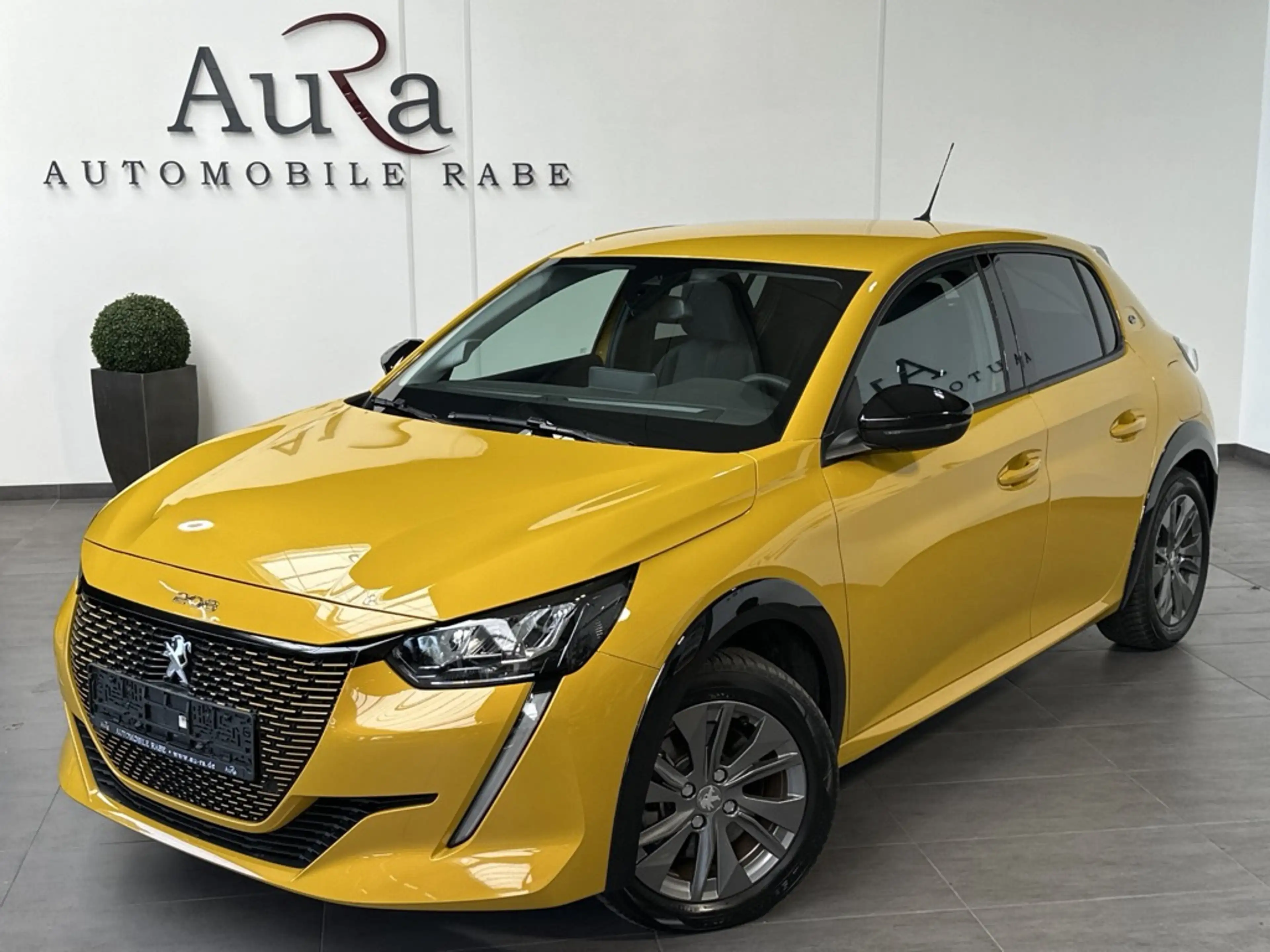 Peugeot 208 Elektro 136 Allure NAV+LED+PDC+CARPLAY+DAB+16ZO