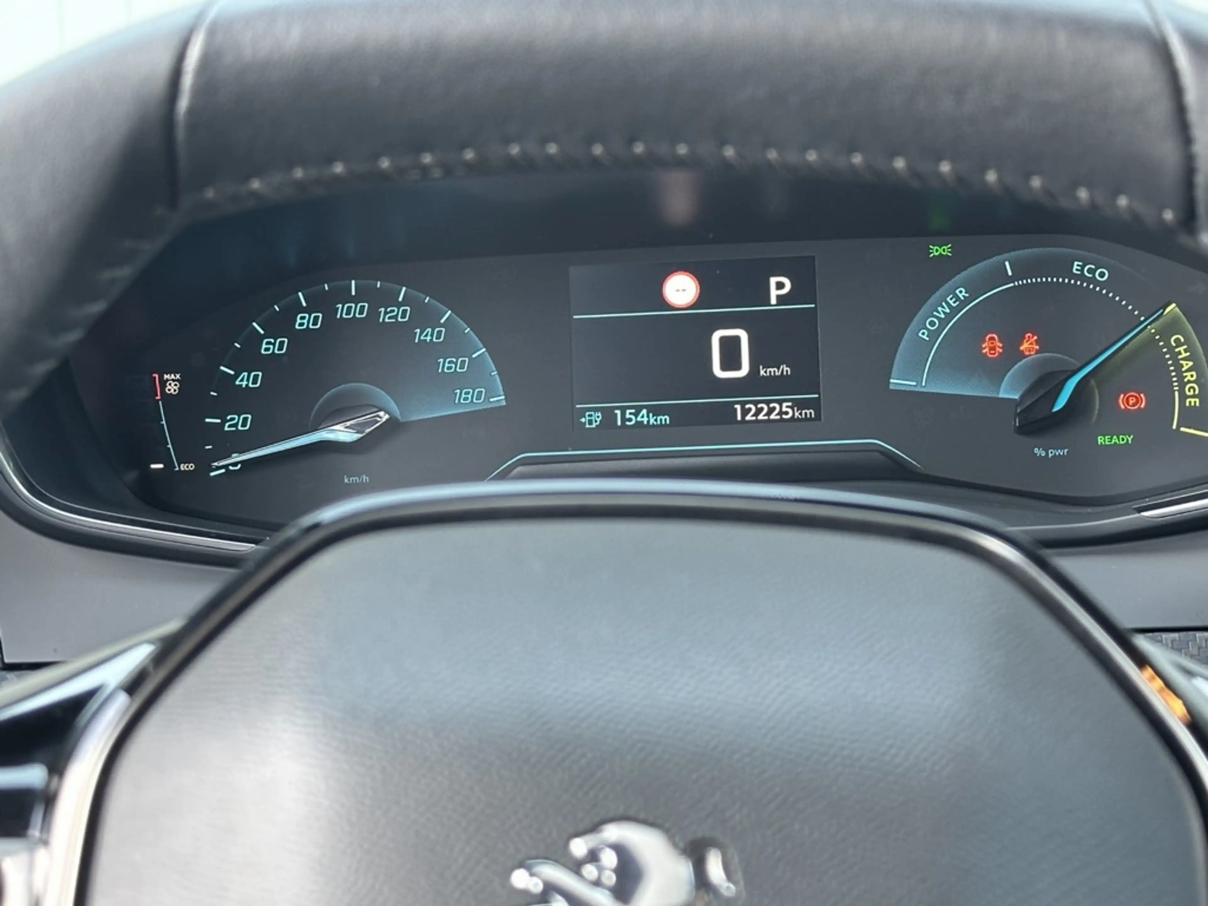 Peugeot 208 Elektro 136 Allure NAV+LED+PDC+CARPLAY+DAB+16ZO — photo 14