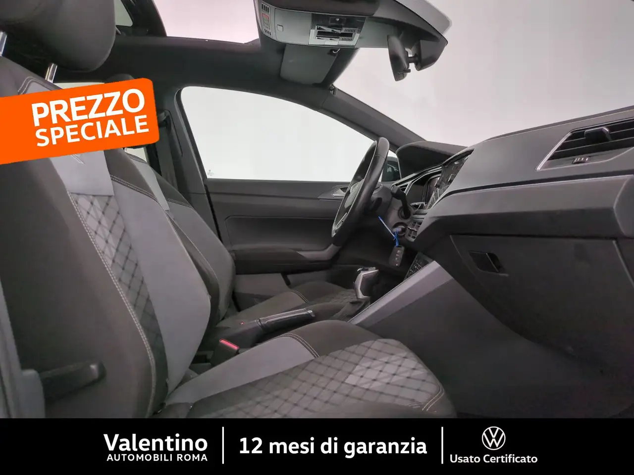 Volkswagen Taigo 1.5 TSI DSG R-LINE ACT 12