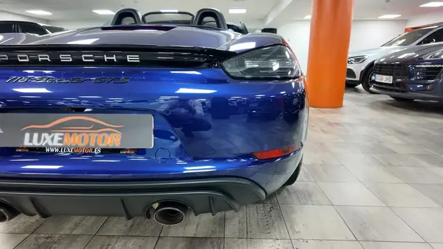 Porsche Boxster view 14