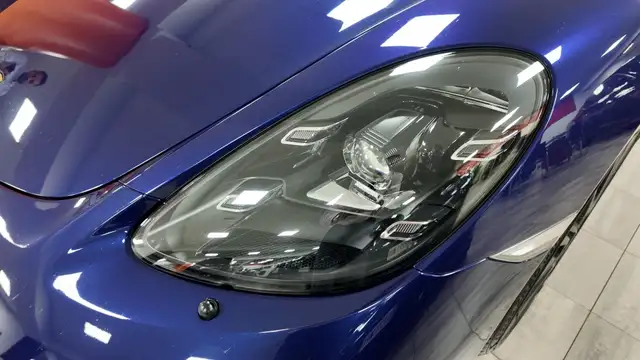 Porsche Boxster view 10