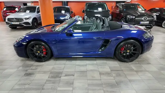 Porsche Boxster view 3