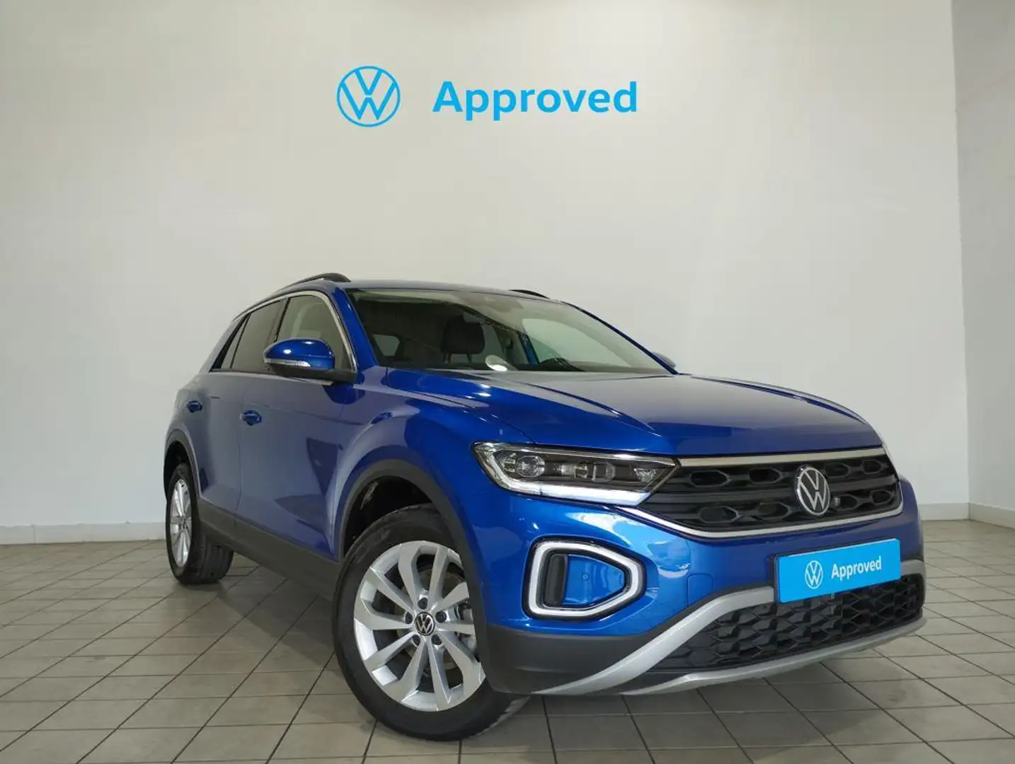 Volkswagen T-Roc 1.0 TSI Life 85kW Bleu - 1
