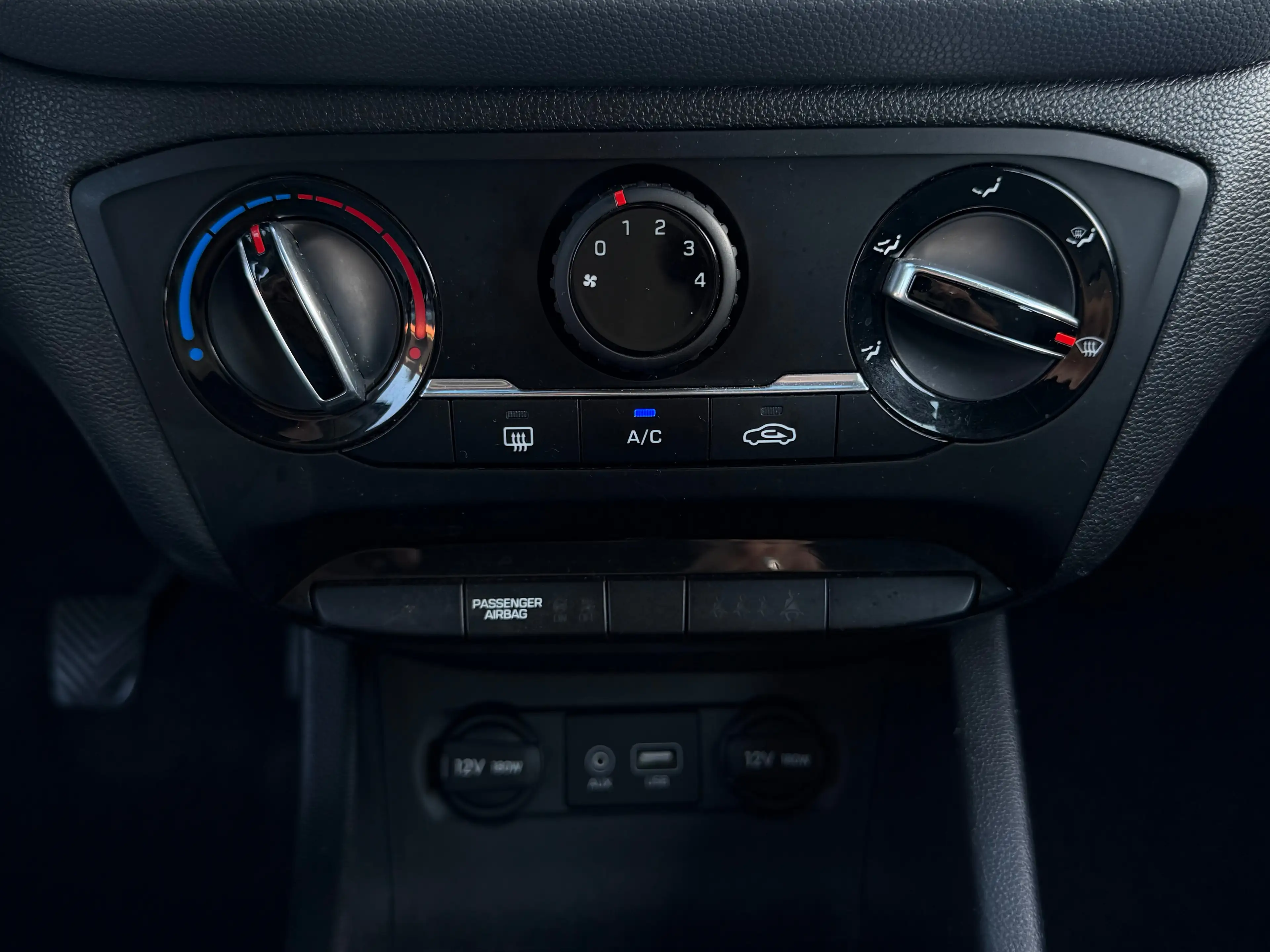 Hyundai i20 1.2i * Euro6b * Garantie — photo 10