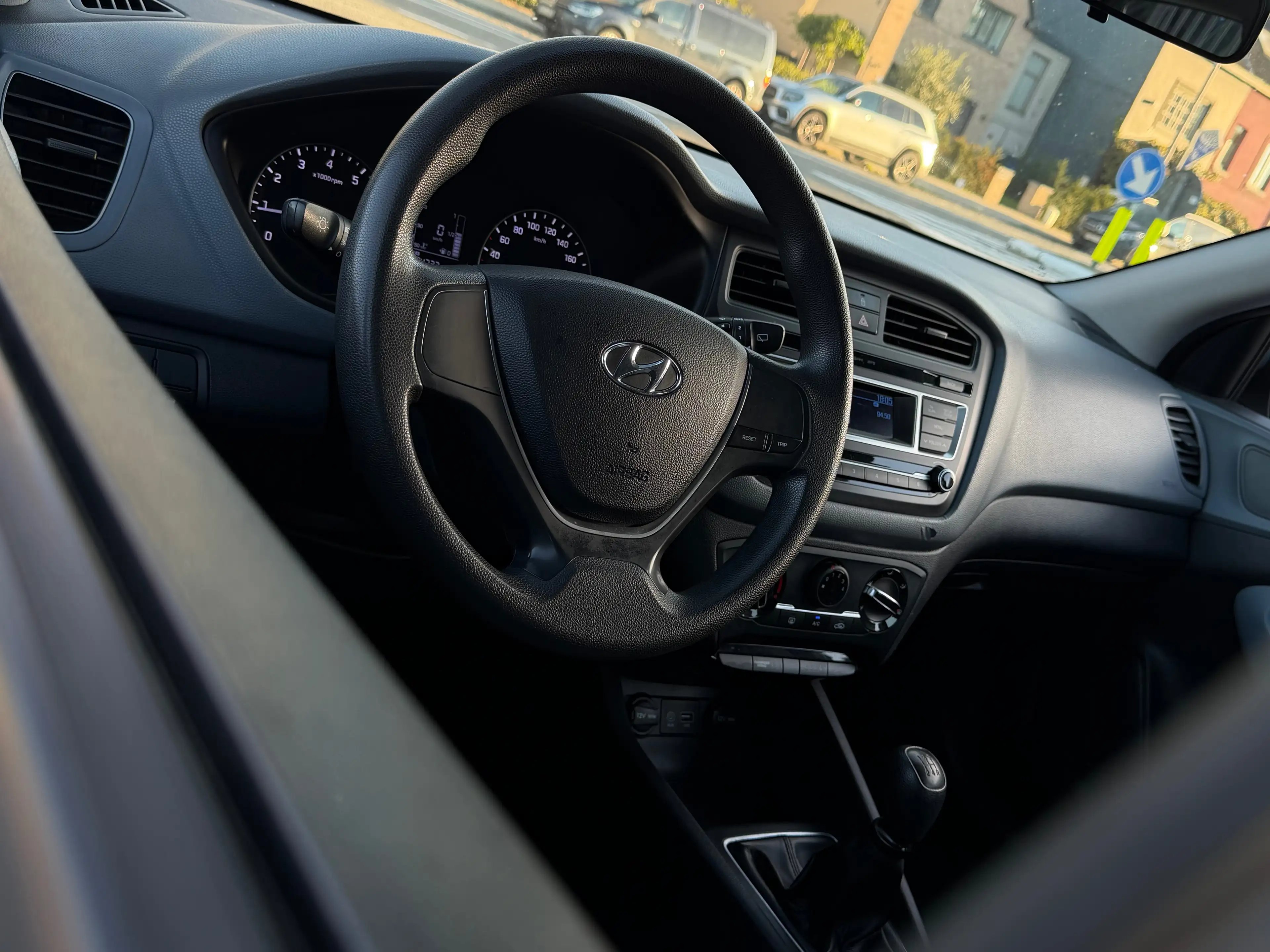 Hyundai i20 1.2i * Euro6b * Garantie — photo 8