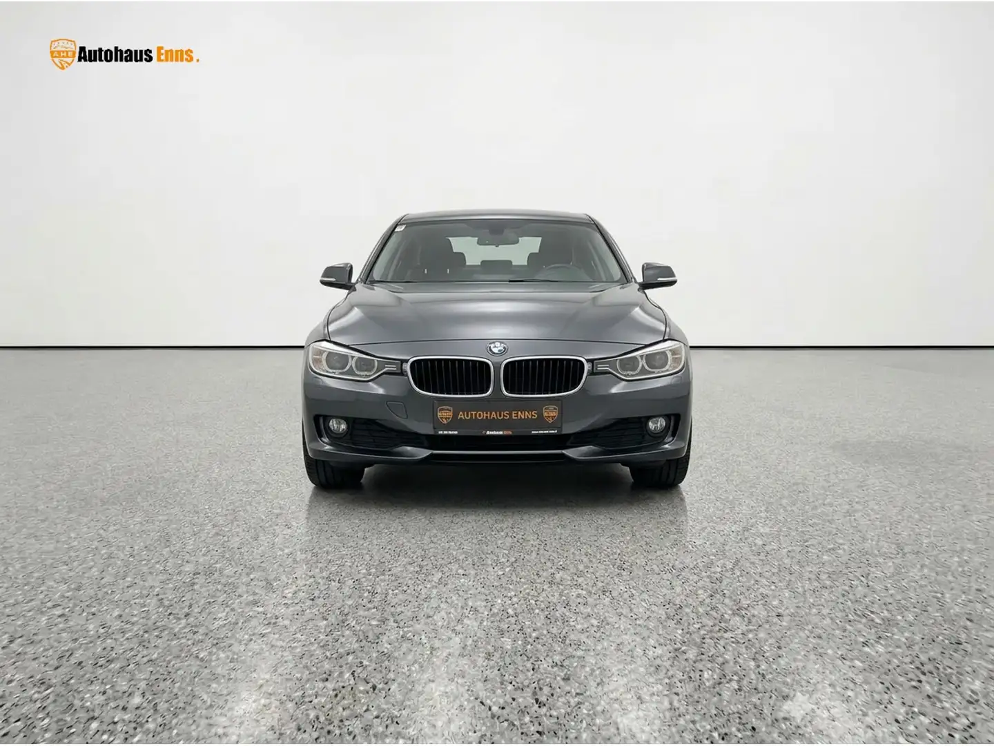 BMW 318 318 / MFL / iDrive System / Klima / Bordcomputer / Start/Stop-Automatik / Gebrauchtfahrzeug / Dieselmotor Grau - 2