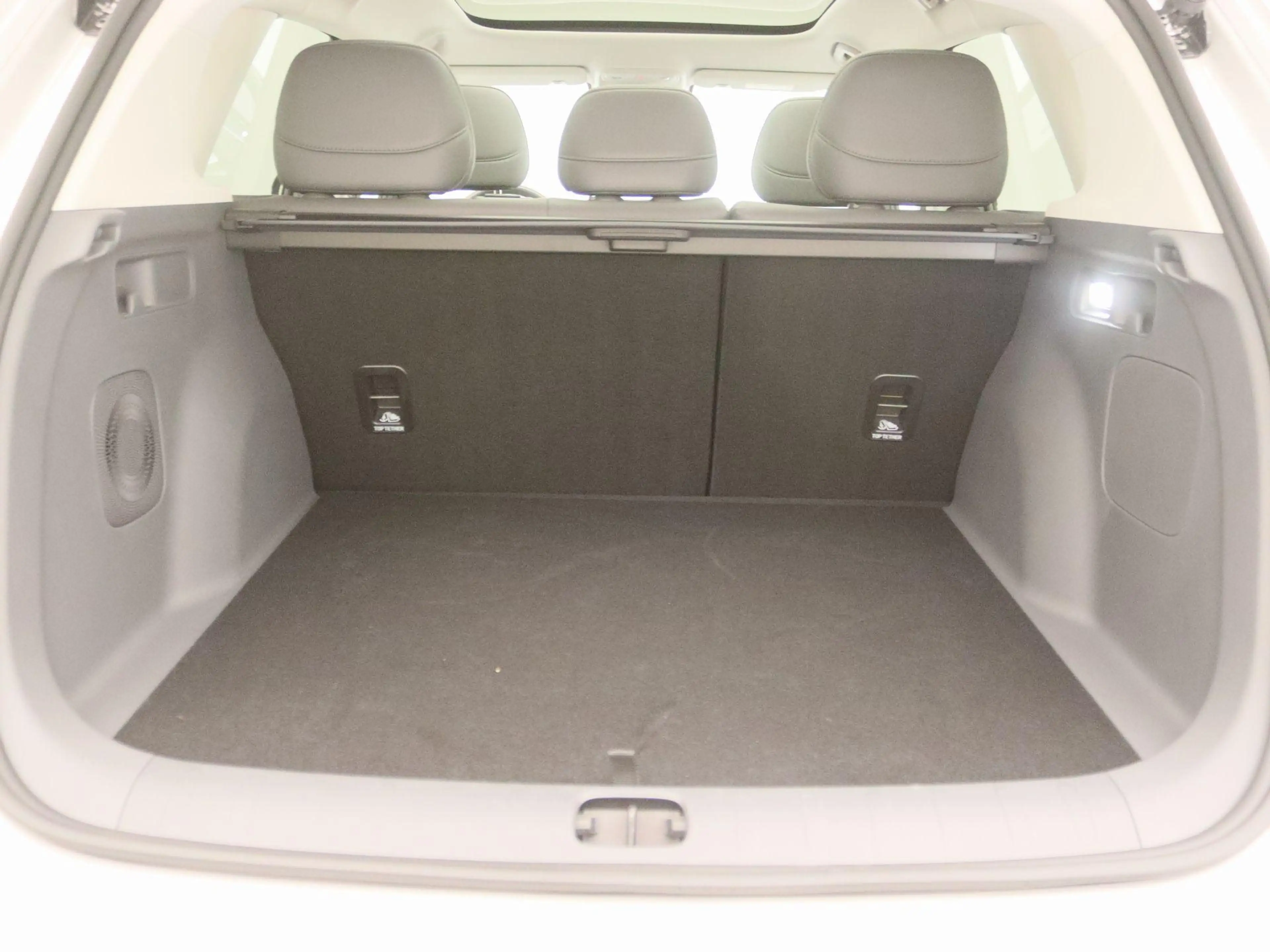 Leapmotor B10 Design Hybrid EV 18.8 kWh | DEMO SALE | — photo 14