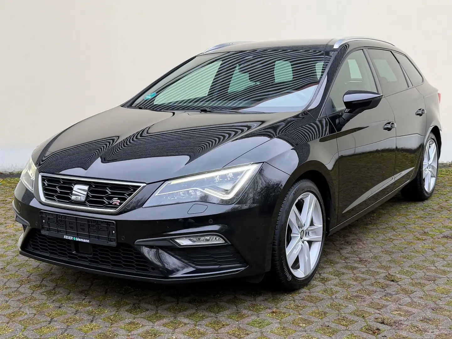 SEAT Leon ST FR | 1 Hand | ACC | Kamera | - 2