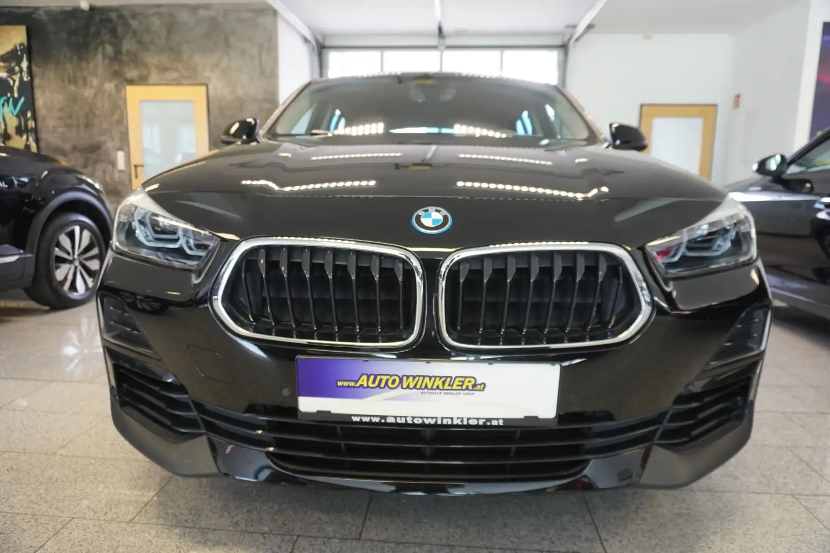 BMW X2 xDrive25e PHEV Aut.LED/Navi Schwarz - 2