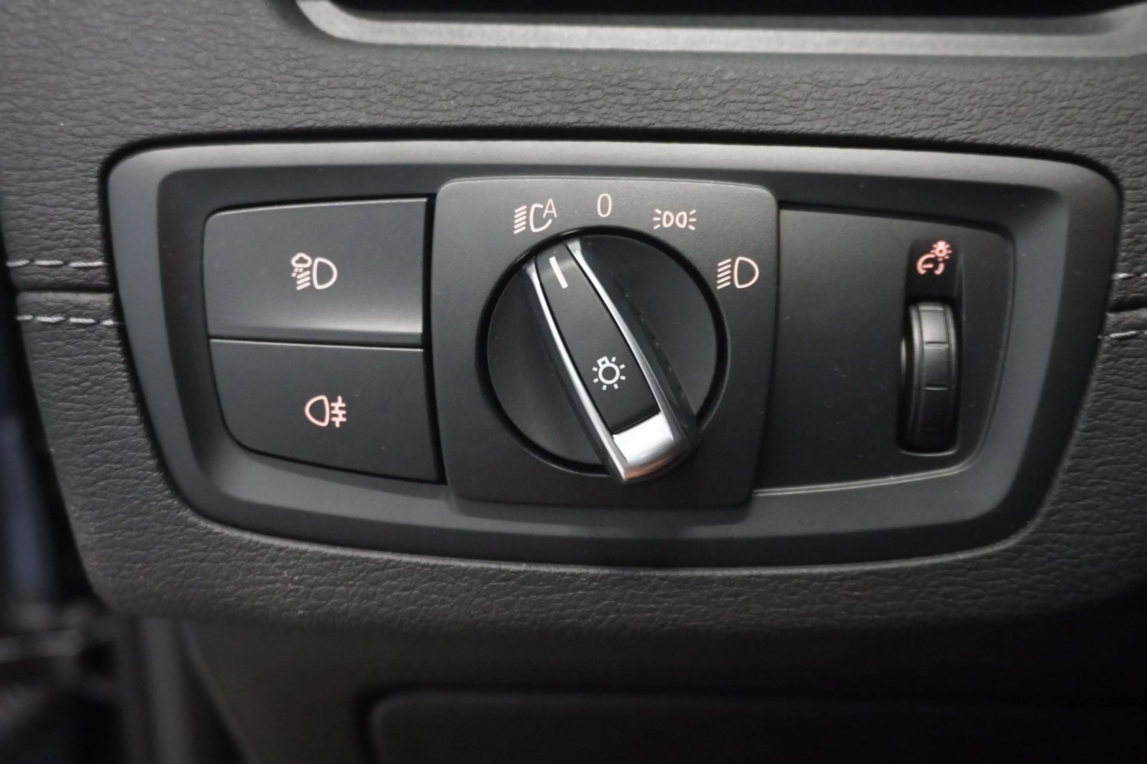 BMW X2 xDrive25e PHEV Aut.LED/Navi — photo 14