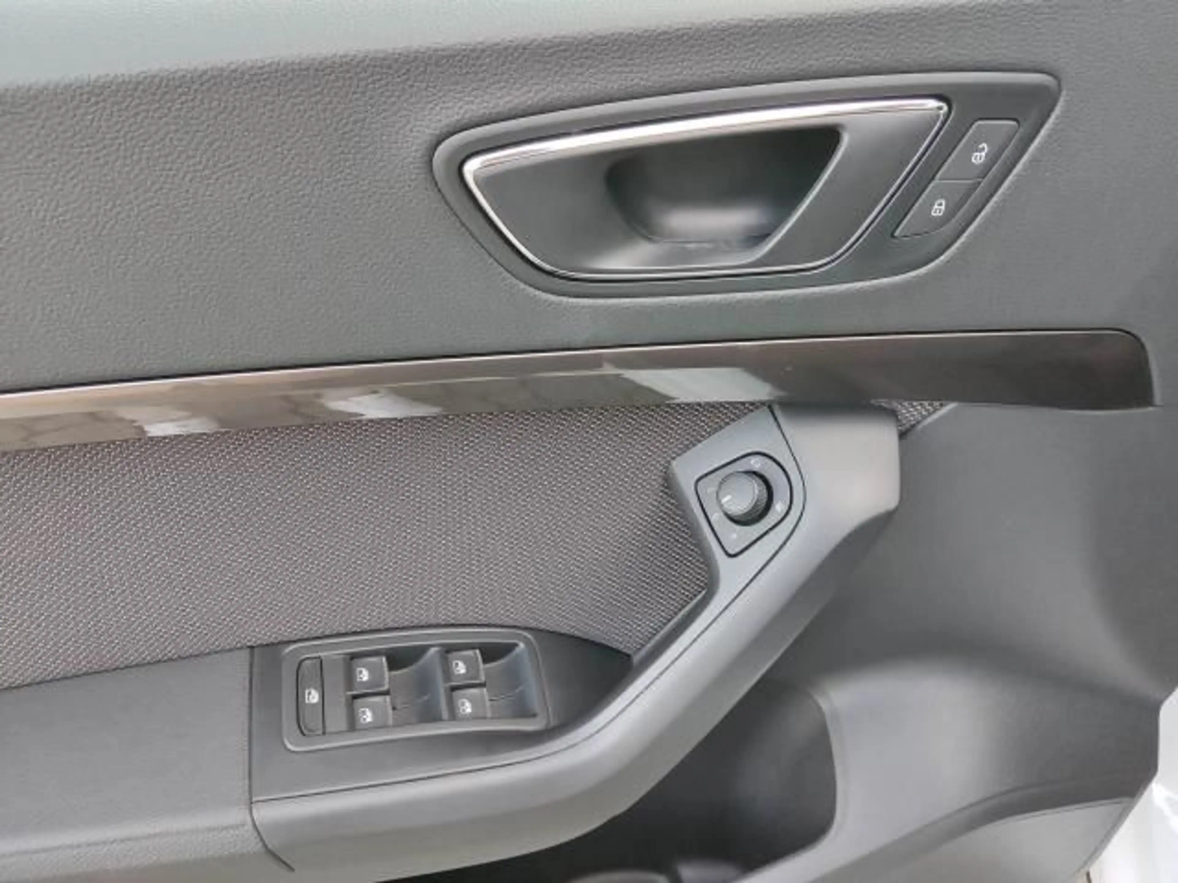 SEAT Ateca ATECA XCELLENCE 2.0 TSI DSG 4DRIVE NAVI SITZHEI. — photo 13