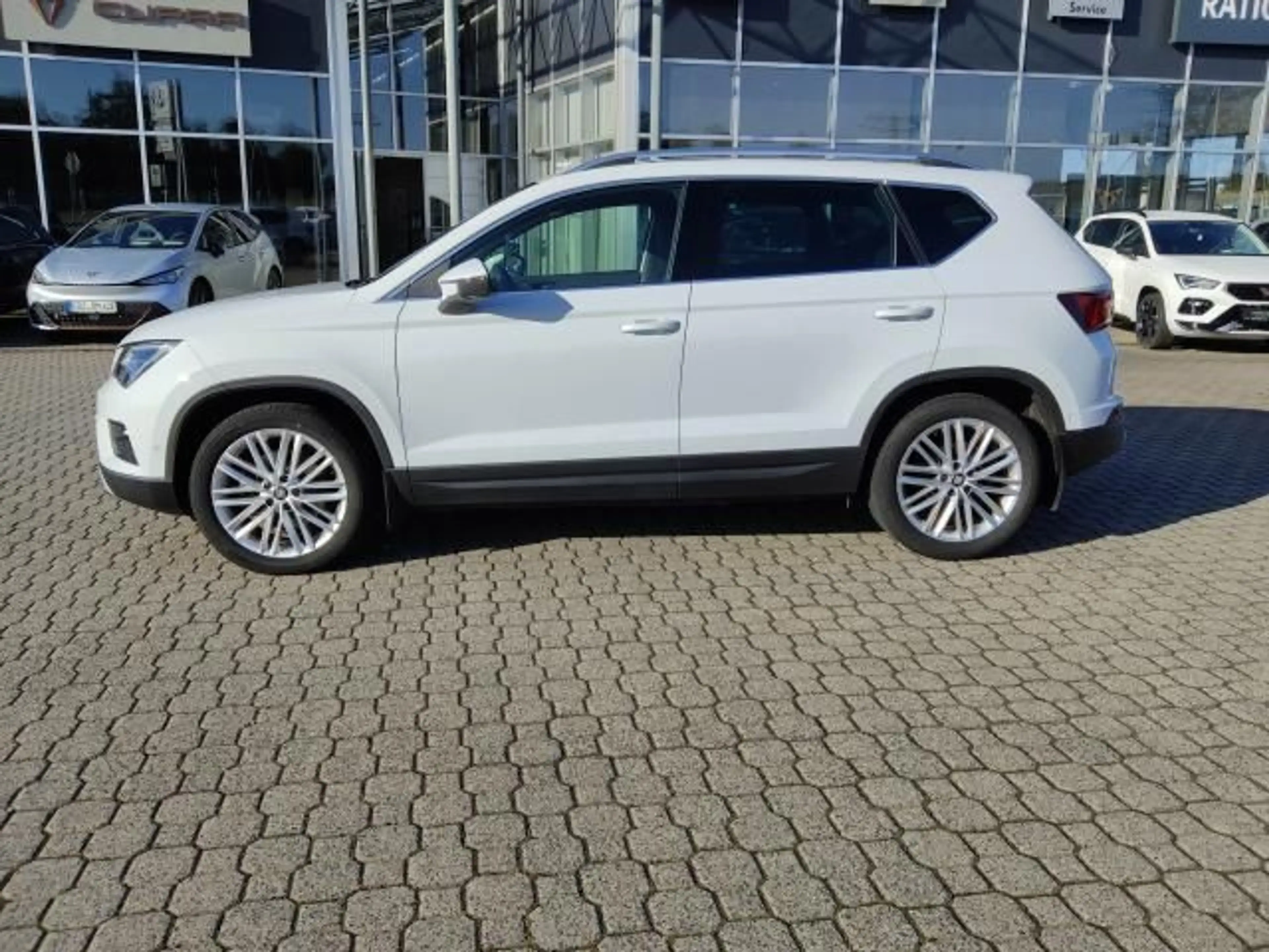 SEAT Ateca ATECA XCELLENCE 2.0 TSI DSG 4DRIVE NAVI SITZHEI. — photo 2