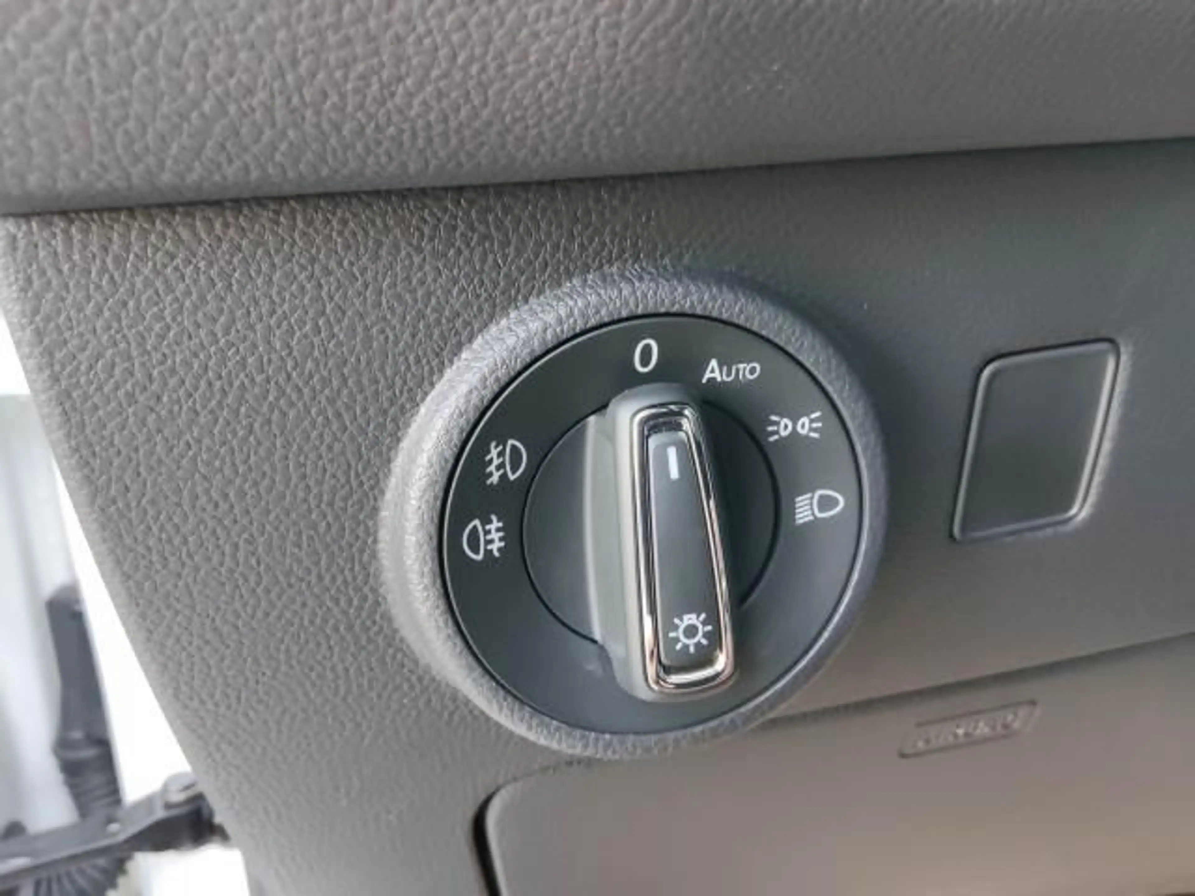 SEAT Ateca ATECA XCELLENCE 2.0 TSI DSG 4DRIVE NAVI SITZHEI. — photo 14