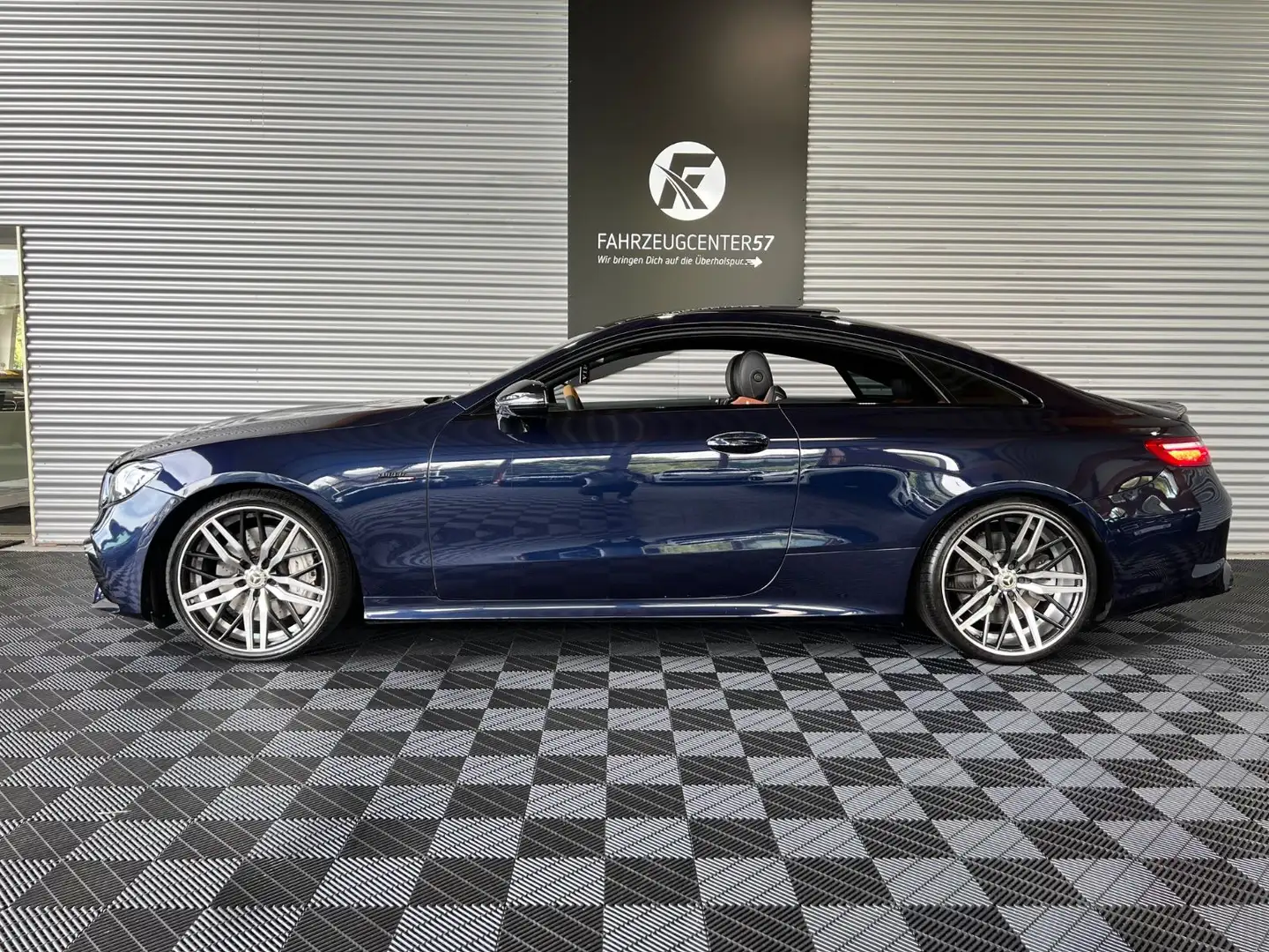 Mercedes-Benz E 53 AMG E 53 4MATIC+/PANO/CARPLAY/BURMESTER/ACC Bleu - 2