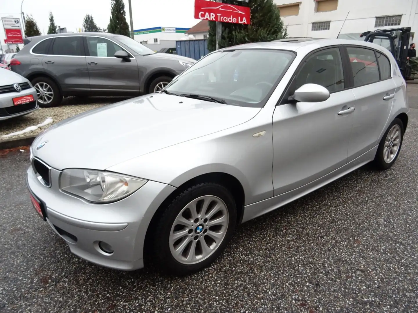 BMW 116 1 Limousine 116i Silber - 1