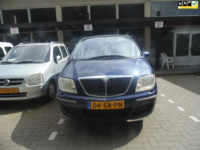 Lancia Phedra 2.0-16V Emblema met airco 7SET
