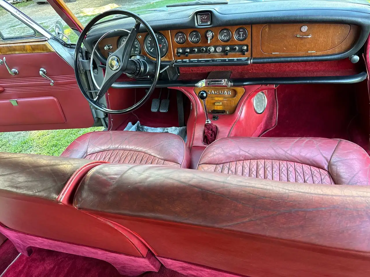 Jaguar 420, foto 12