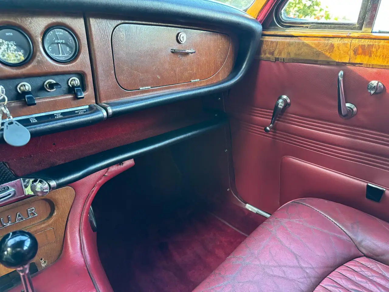 Jaguar 420, foto 9