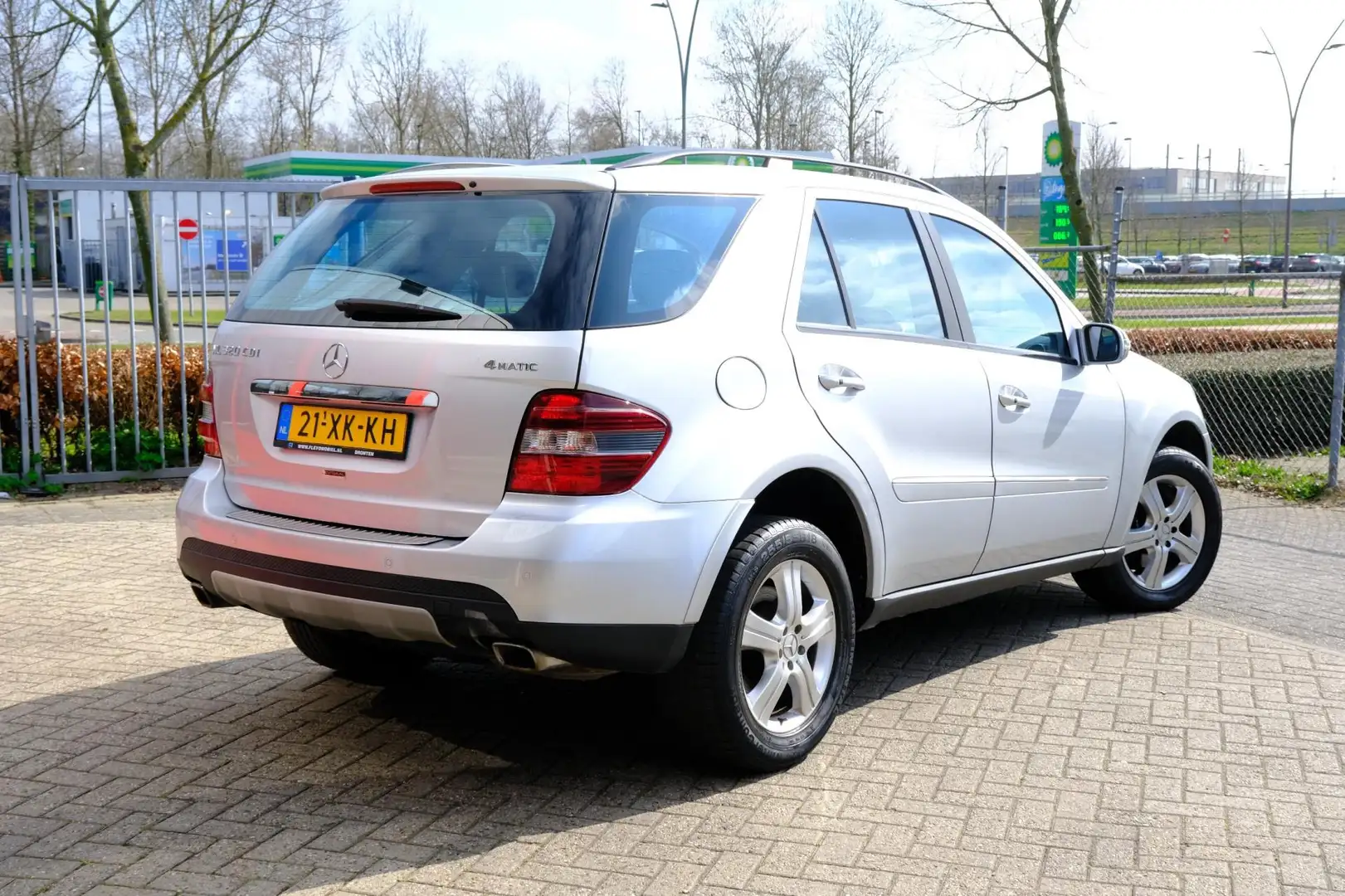 Mercedes-Benz ML 320 M-klasse CDI 4Matic Aut. Xenon |Leder-Alcantara|Na Сірий - 2