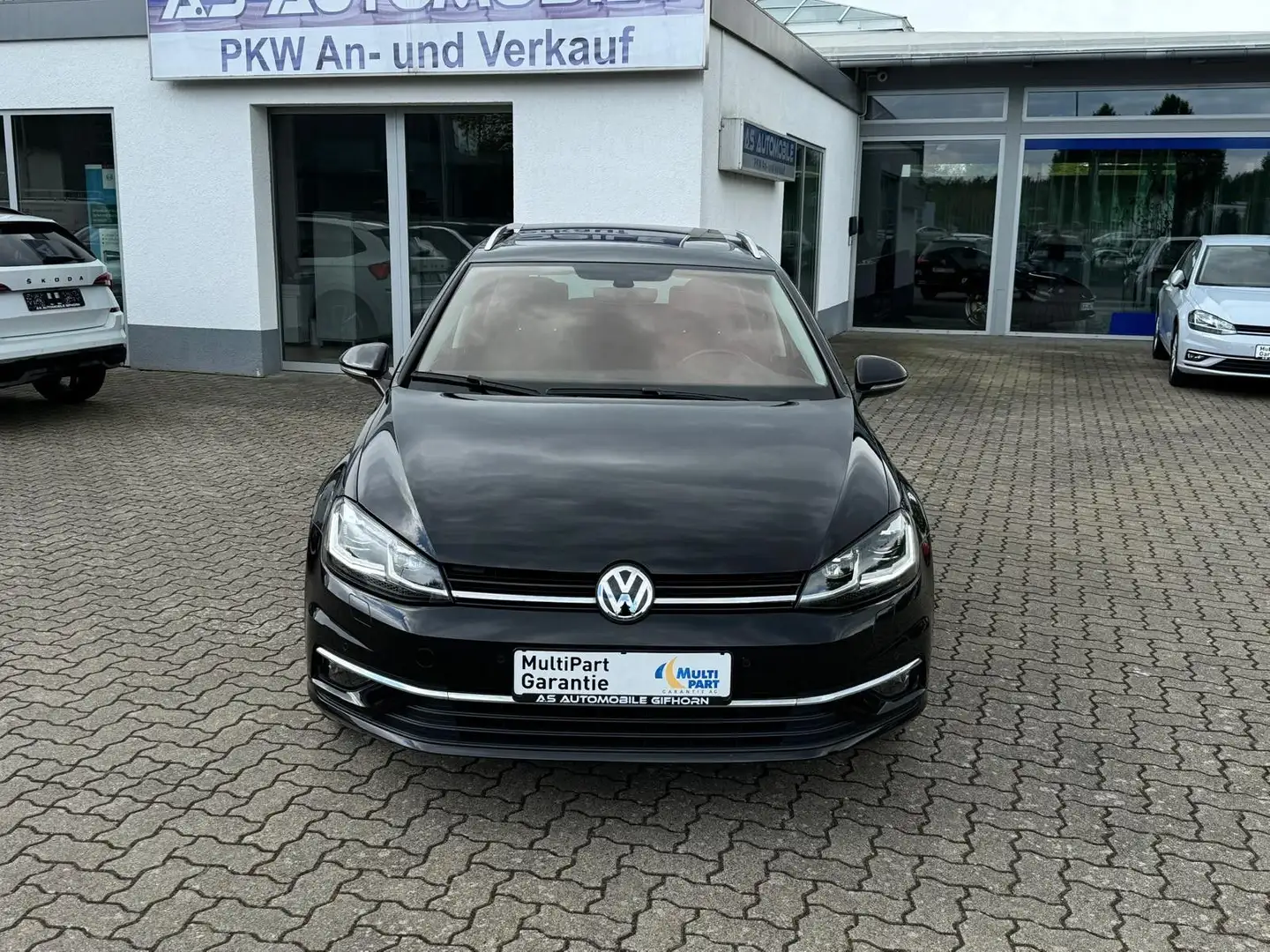 Volkswagen Golf VII Var. 1.4 TSI Join Navi Pano Kamera LED Schwarz - 2