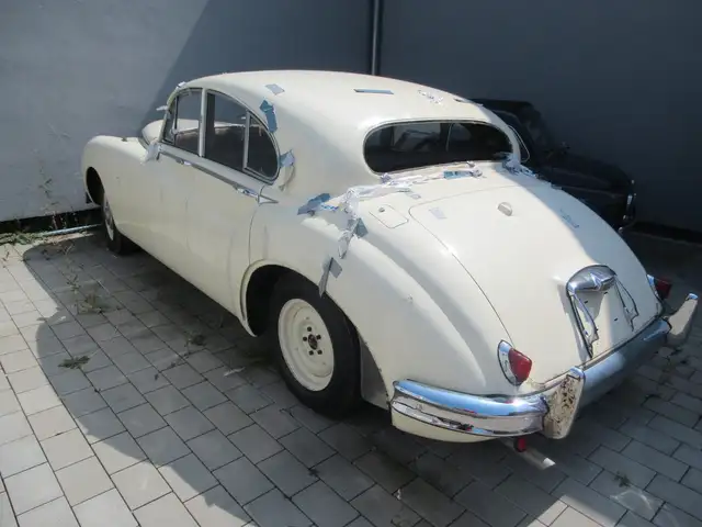 Jaguar MK VIII