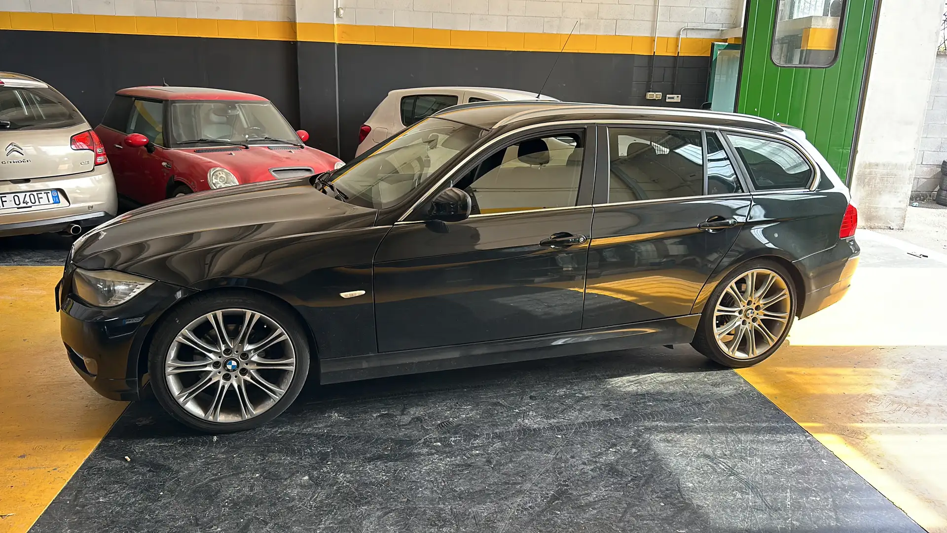 BMW 318 Serie 318d 2.0 Msport 143cv FL Negro - 2