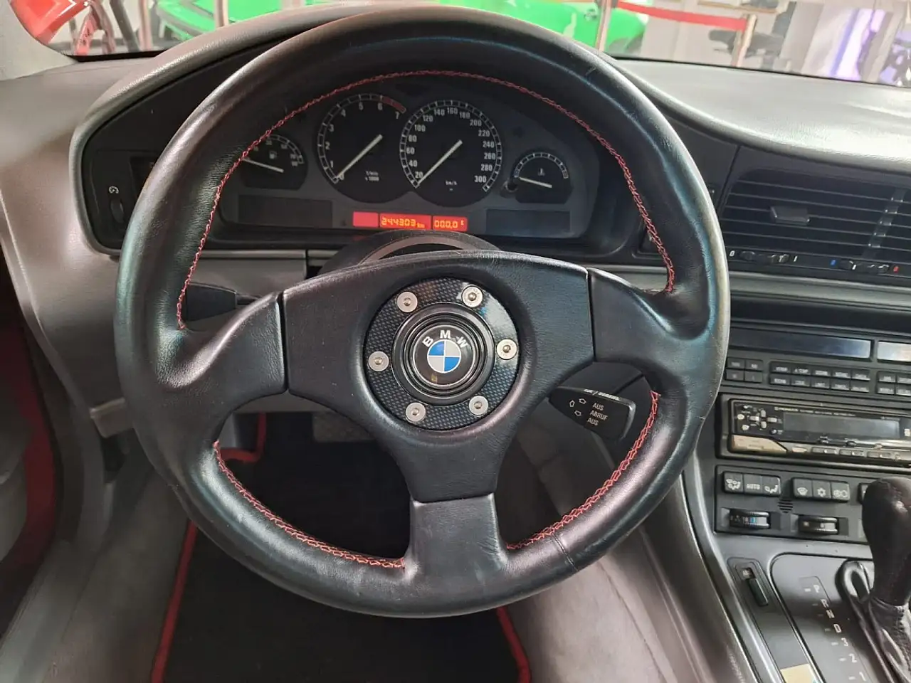 BMW 850 i E31 V12, foto 12