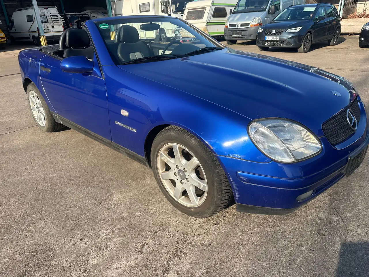 Mercedes-Benz SLK 230