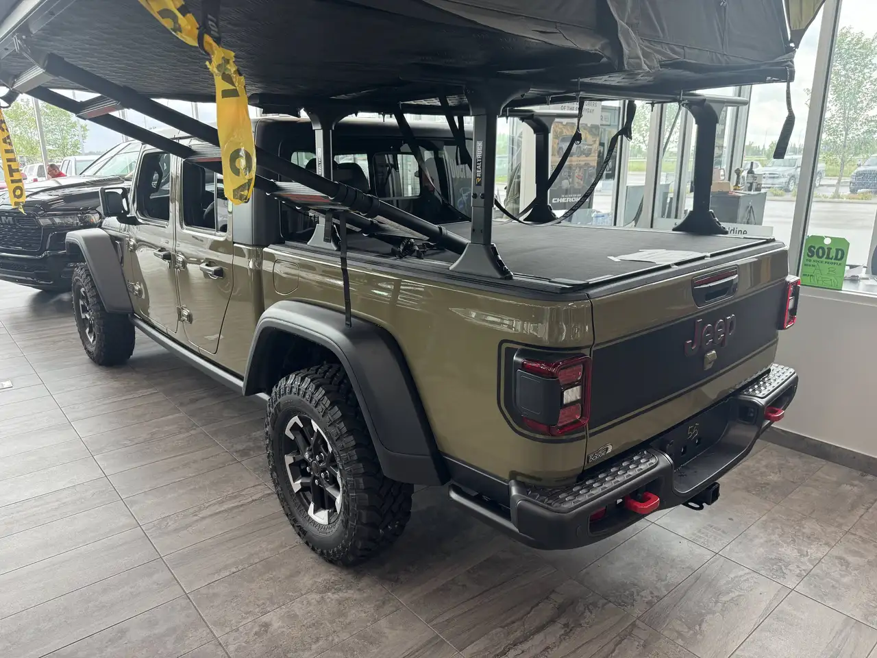Jeep Gladiator photo Jeep Gladiator