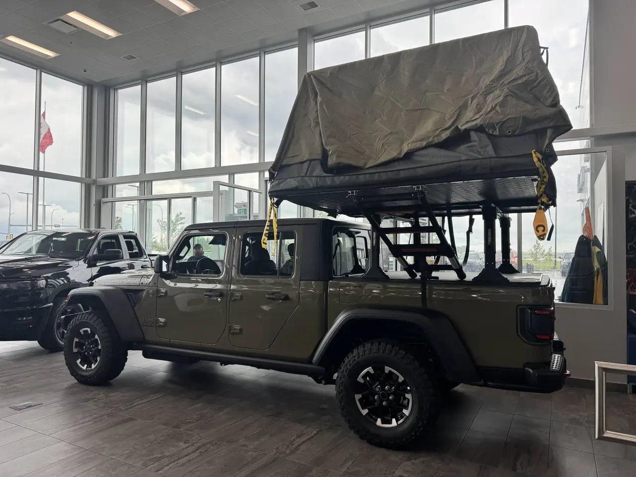 Jeep Gladiator photo Jeep Gladiator