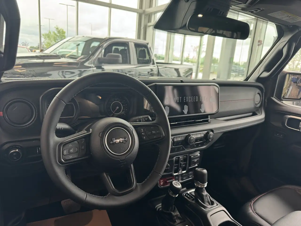 Jeep Gladiator photo Jeep Gladiator