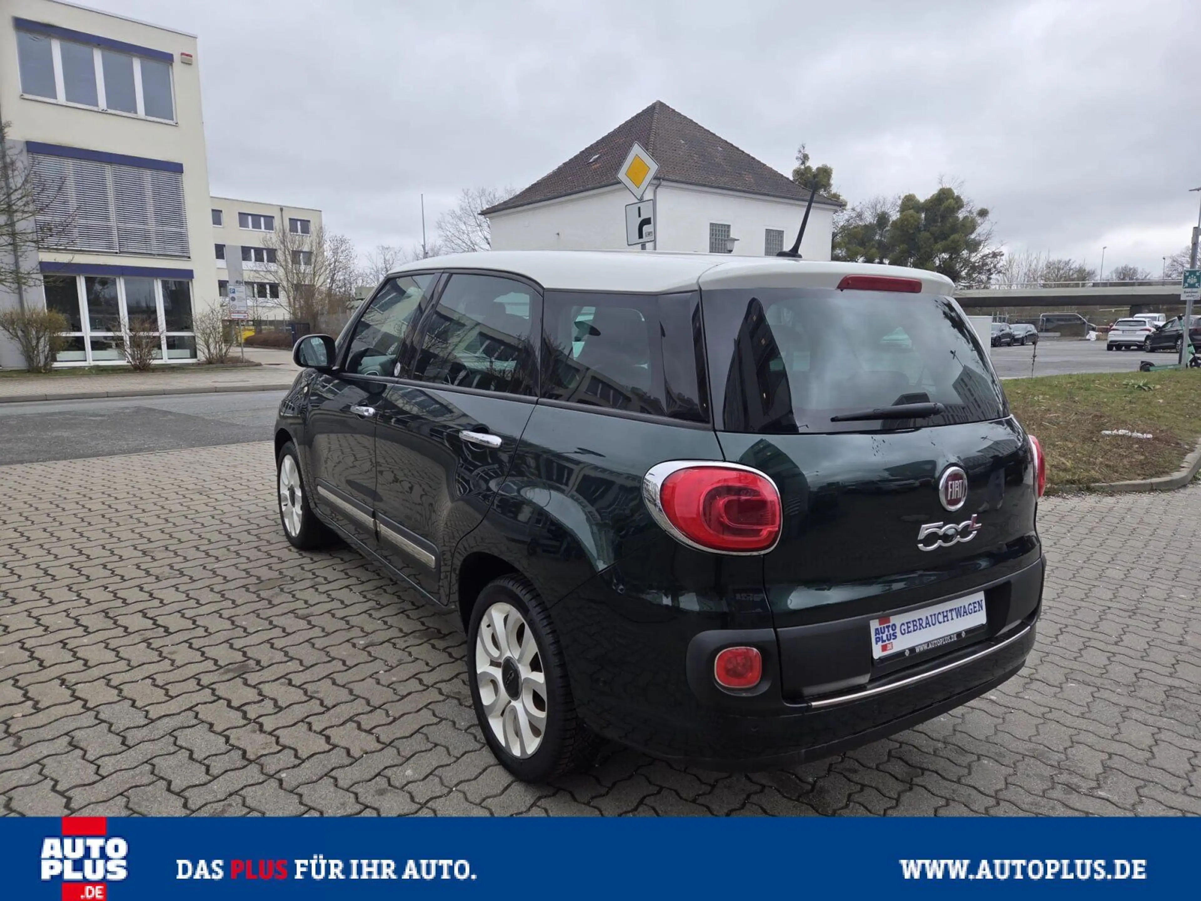 Fiat 500L 0.9 Lounge 7 SITZE+ALLWETTER+NAVI — photo 6