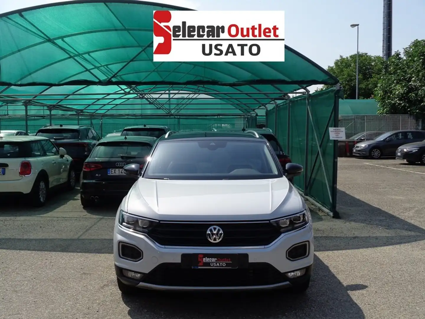 Volkswagen T-Roc 2.0 TDI 4MOTION DSG Advanced BMT Silber - 2