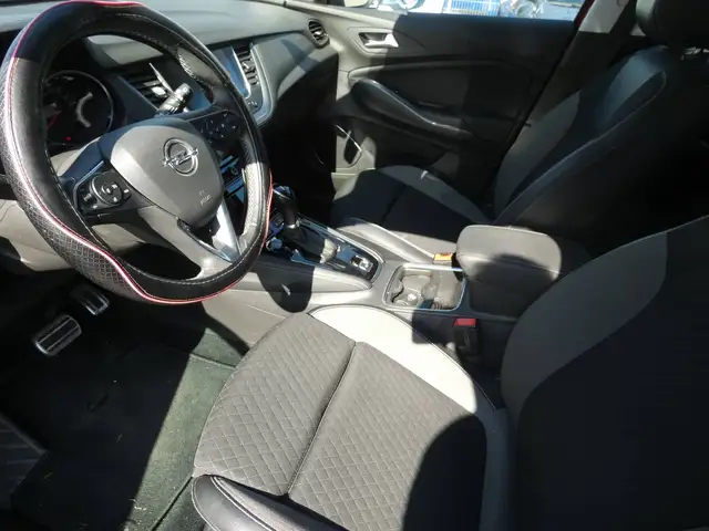 Opel Grandland X view 13