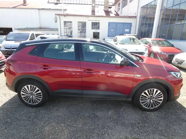 Opel Grandland X view 6