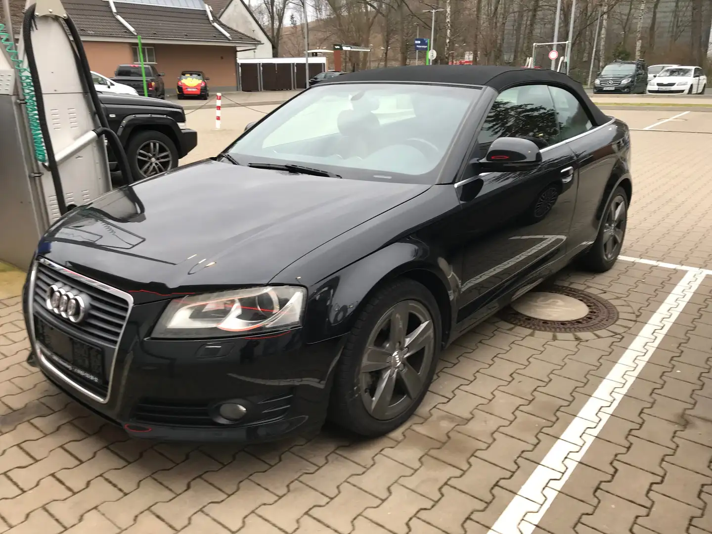 Audi A3 1,8 Cabrio Ambition,Leder,NaviPlus,Xenon,Tempomat Negro - 2