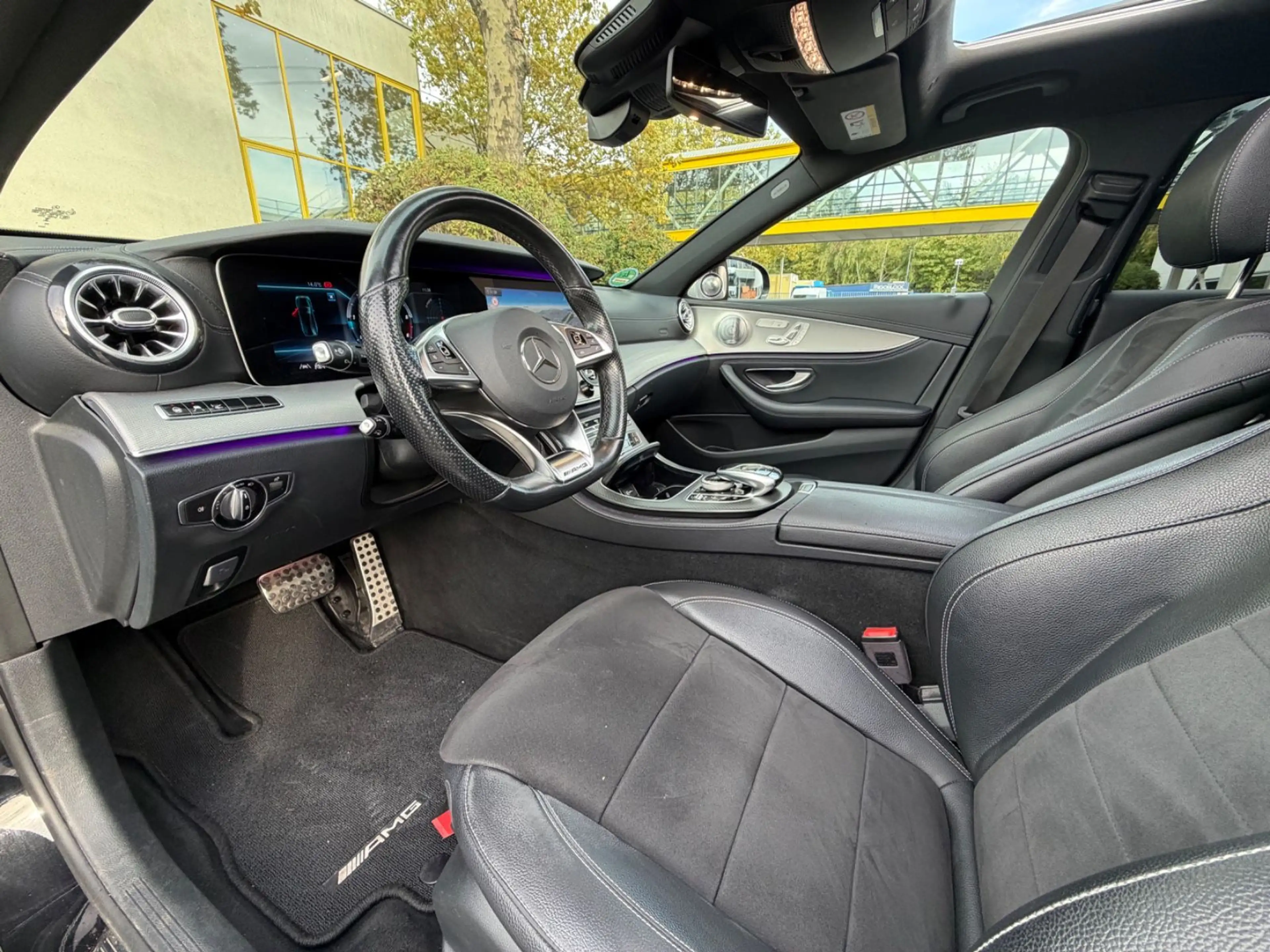 Mercedes-Benz E 220 T-Modell *AMG-LINE*MEMORY*BURMASTER*NIGHT* — photo 13