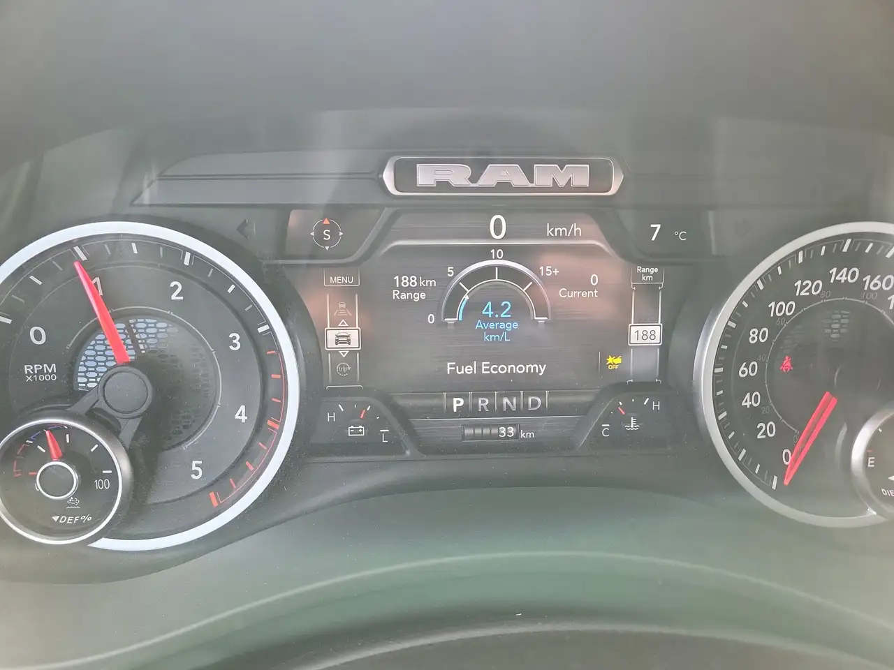 RAM 3500 снимка RAM 3500