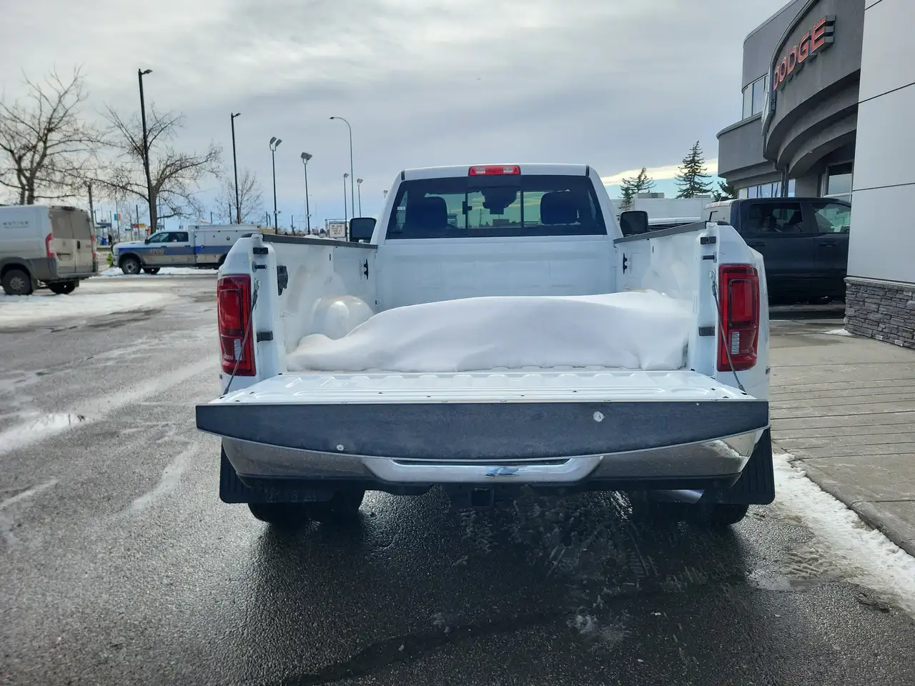 RAM 3500 снимка RAM 3500