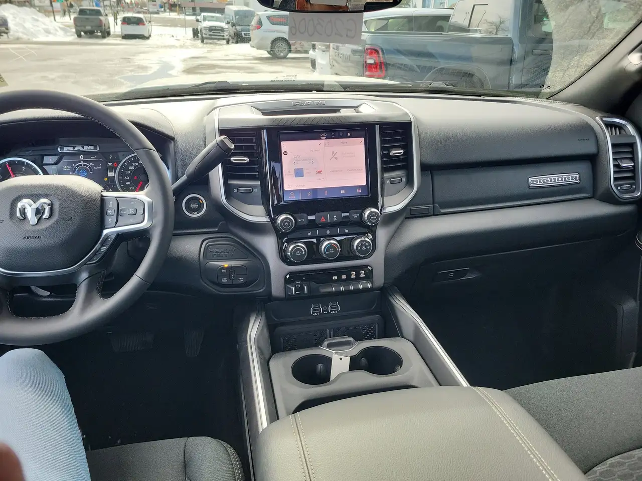 RAM 3500 снимка RAM 3500