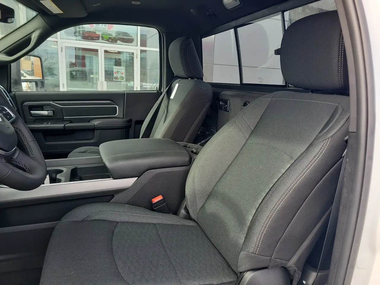 RAM 3500 снимка RAM 3500