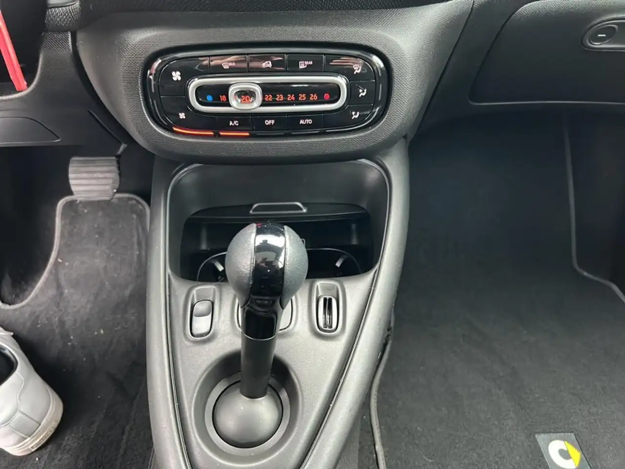 smart forTwo 2023 — фото 11