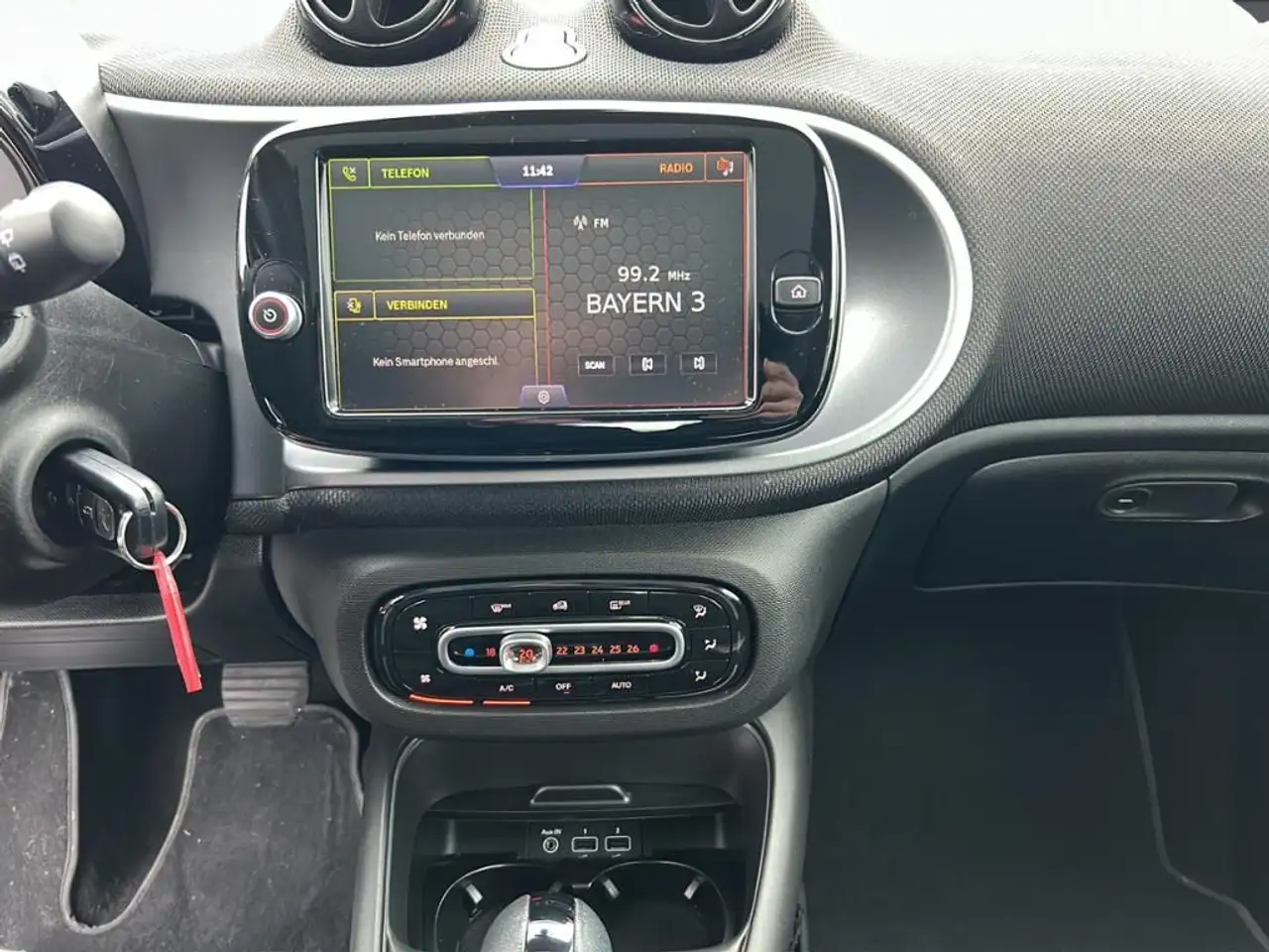 smart forTwo 2023 — фото 10