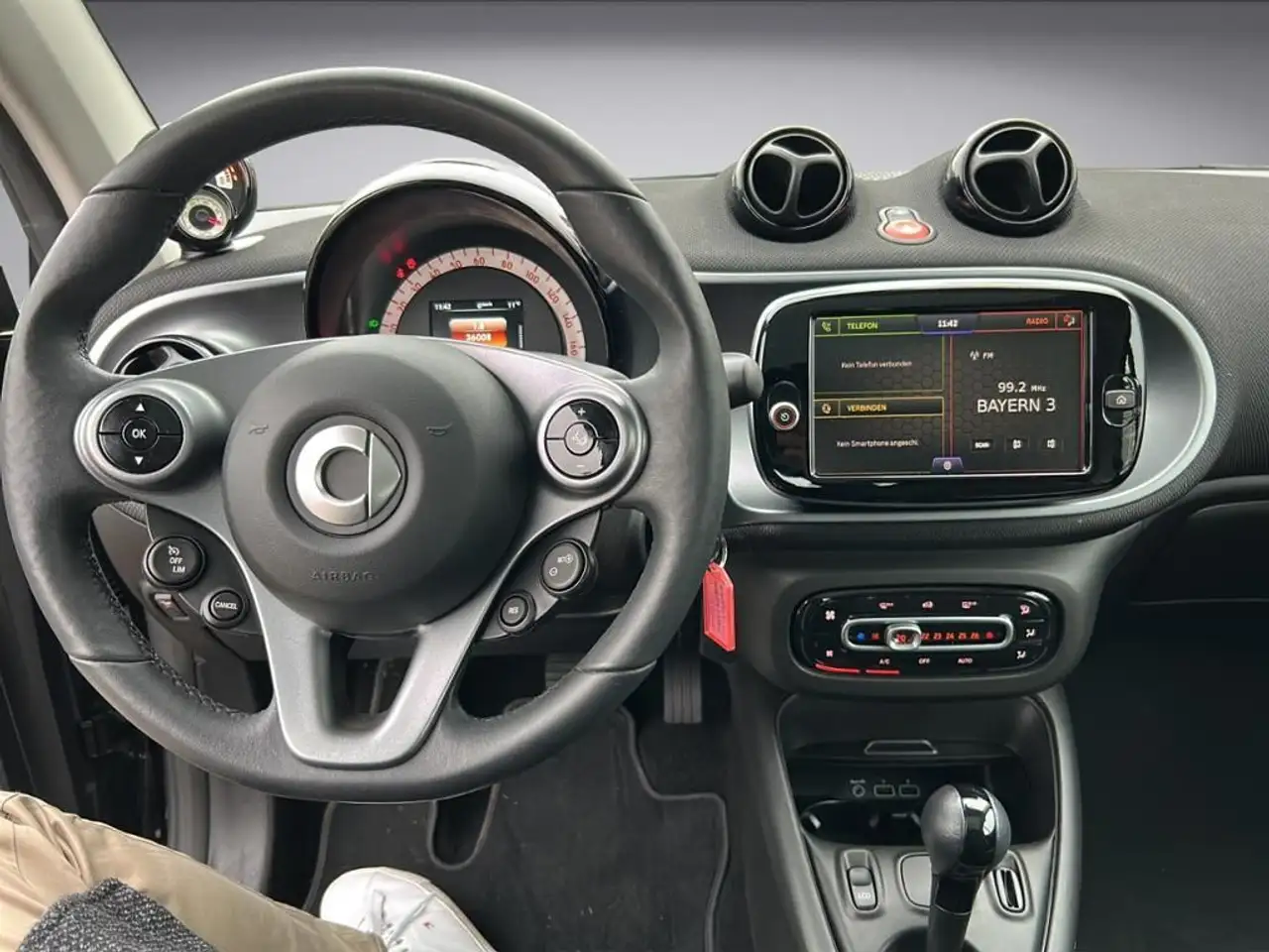 smart forTwo 2023 — фото 9
